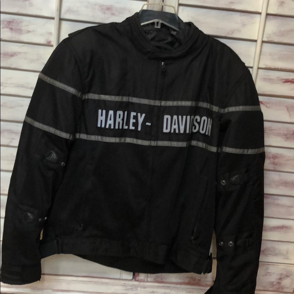 Men’s Harley Davidson reflective riding jacket.